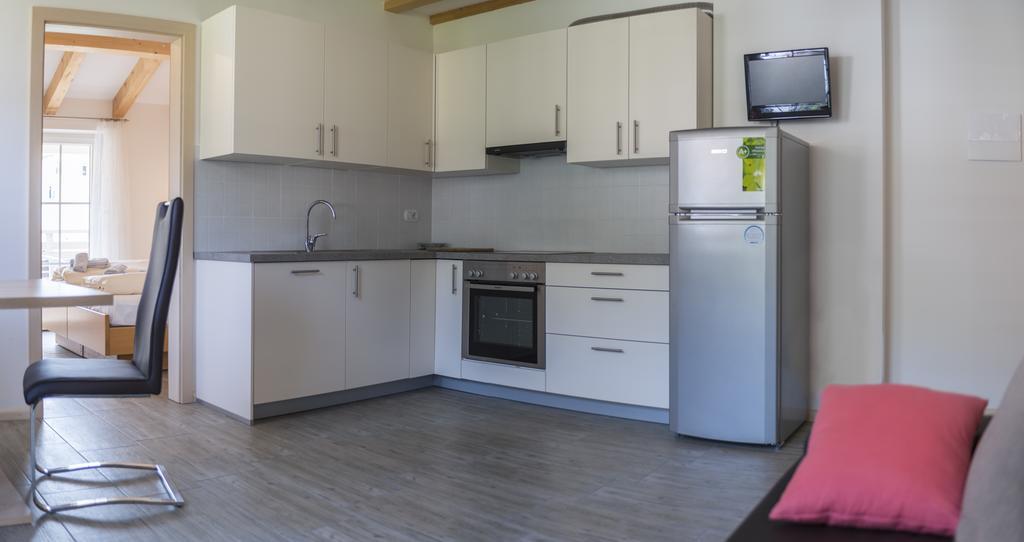 Apartment Residence Veronika Ora / Auer Δωμάτιο φωτογραφία